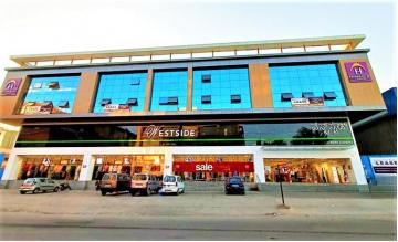 Himagiri High Street